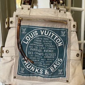 LOUIS VUITTON Toile Globe Shopper Cabas MM in Blue!